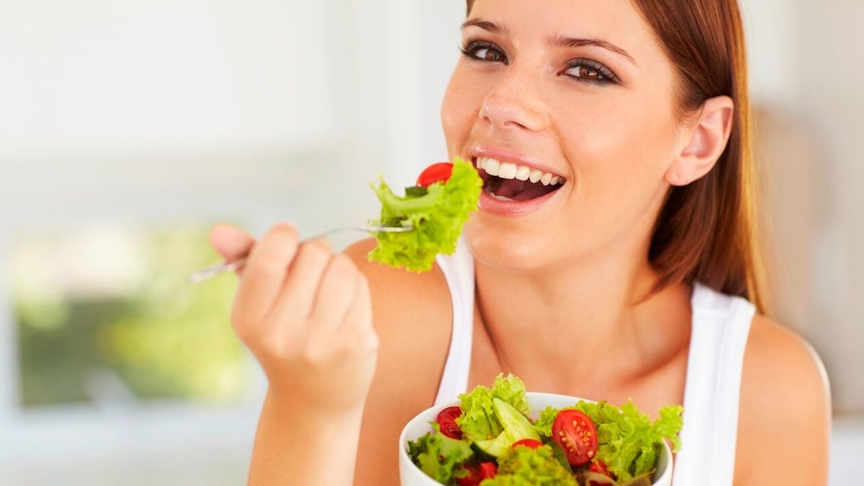 жалқау диетада жасыл салат жеу
